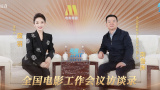 现在和相爱的人在一起吗